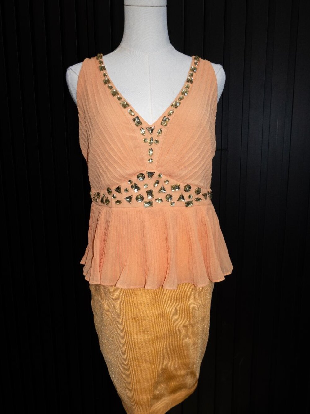 Peach Gold Colorblock Peplum Bodycon Dress Jewel Embellished V-Neck M
